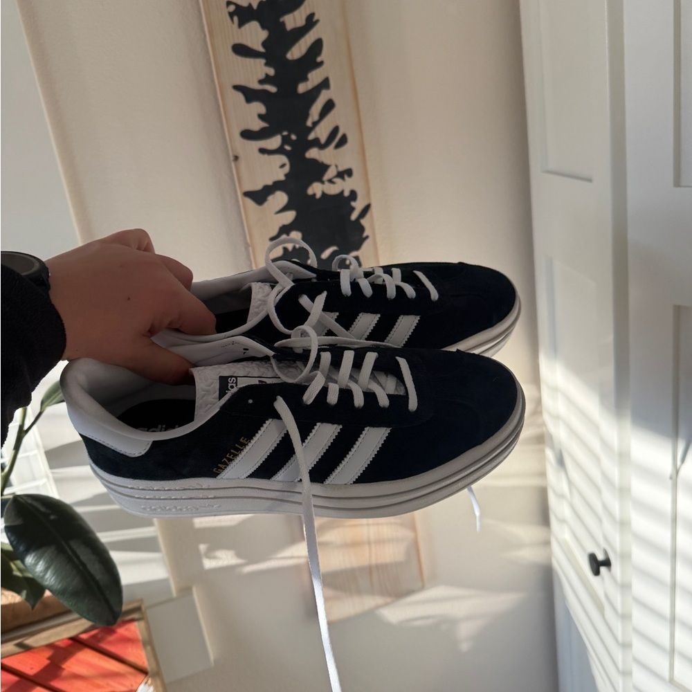 Adidas Black and White Platform Shoes - Picture 6 of 7